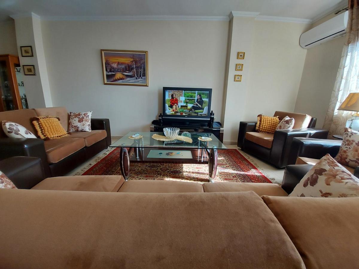 Geni Apartment コルチャ エクステリア 写真